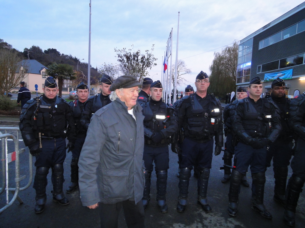 Dispositif policier impressionnant