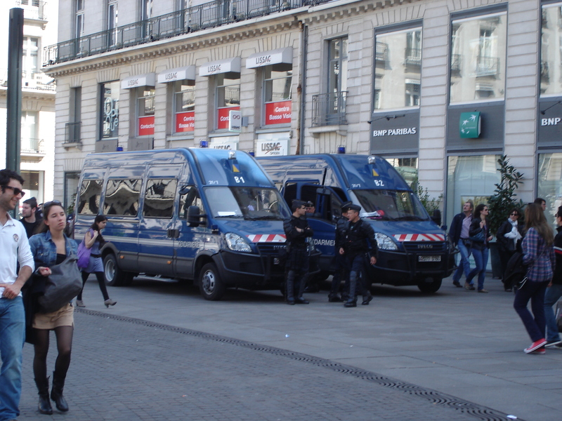 Imposante présence policière