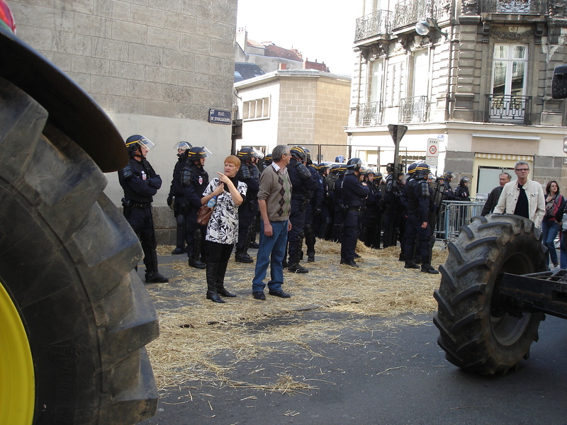 Imposante présence policière