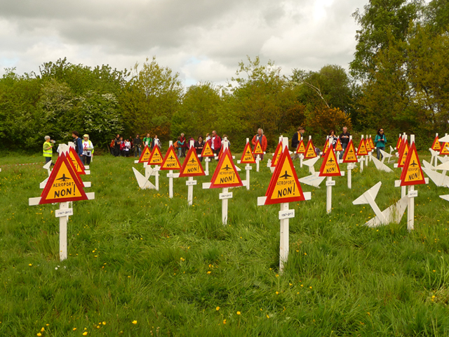 Chaine Humaine 11 mai 2013 comité NDDL22
