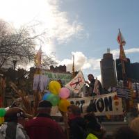 Manifestation contre l'aéroport