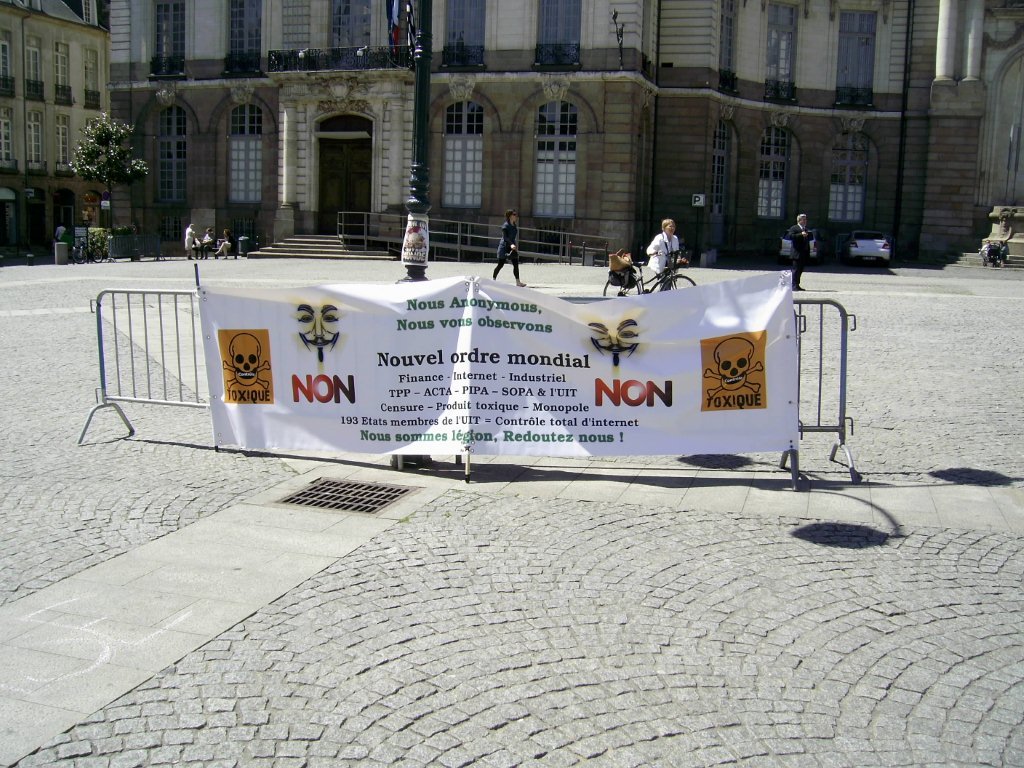 Rennes menhir 008
